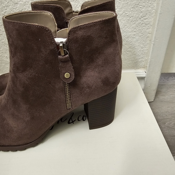 Style & Co Women Block Heel Ankle Booties Idee Size US 9.5M Brown Faux Suede - Picture 11 of 11
